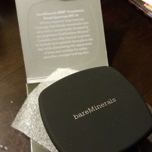 bareMinerals Makeup - Bare Minerals READY Foundation SPF20 R310 bareMinerals Makeup - Bare Minerals READY Foundation SPF20 R310